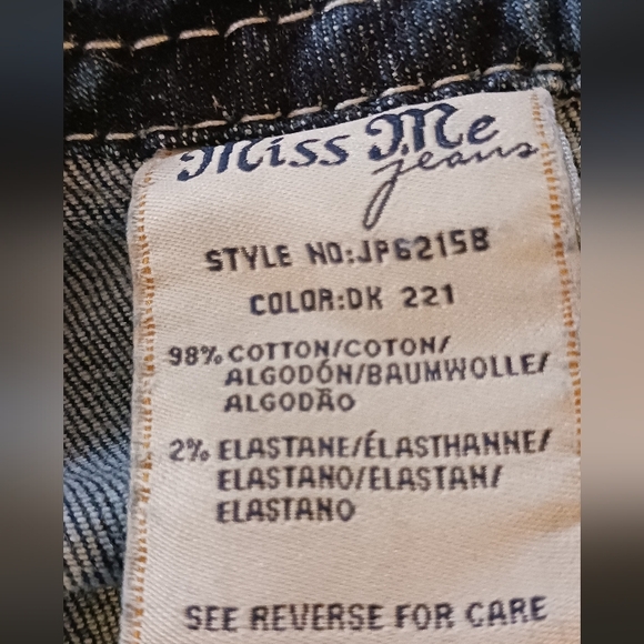 MISS ME BOOTCUT JEANS.  Womens. Size 28. Medium wash. - Picture 15 of 15